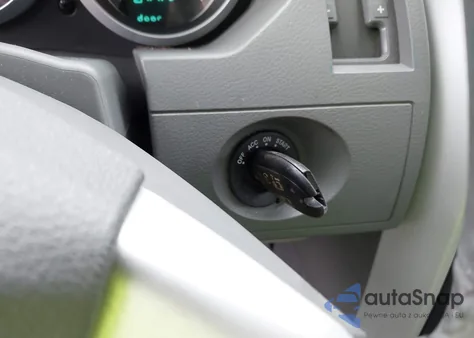 2009 Dodge Grand Caravan Sxt z USA, uszkodzony, nr VIN 2D8HN54149R539214